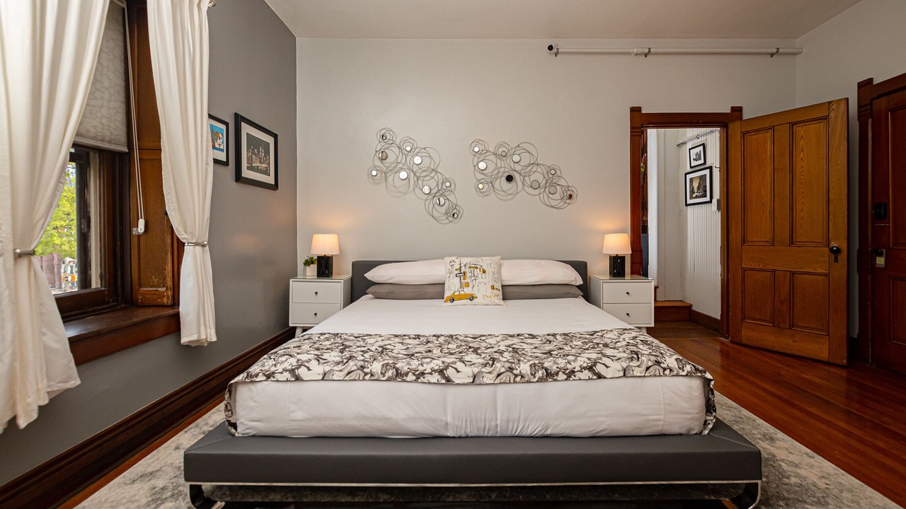 Photo of Bedroom in Bellefonte