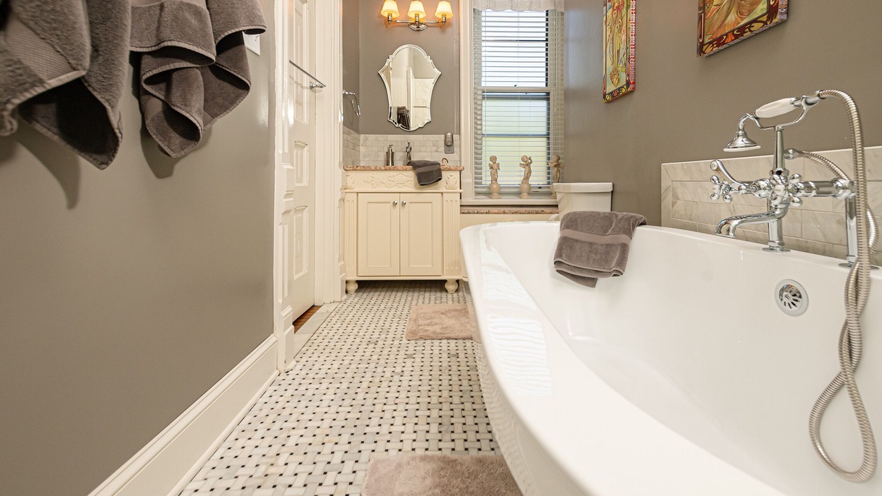 Photo of Bathroom in Bellefonte