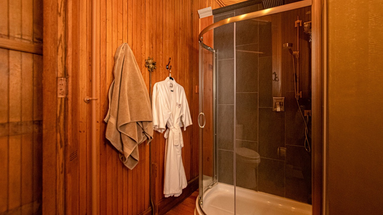 Photo of Bedroom in Bellefonte