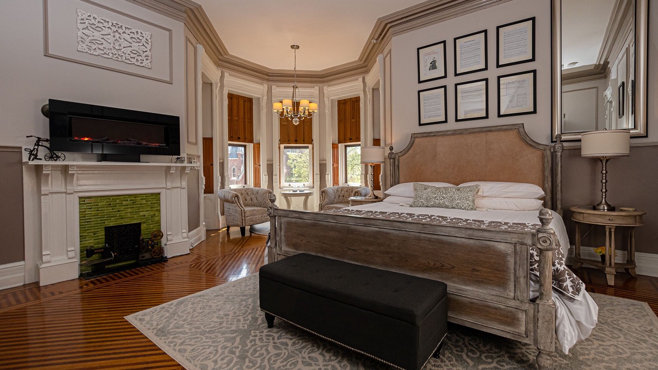 Photo of Bedroom in Bellefonte