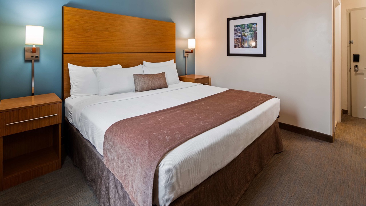Photo of Bedroom in Center City