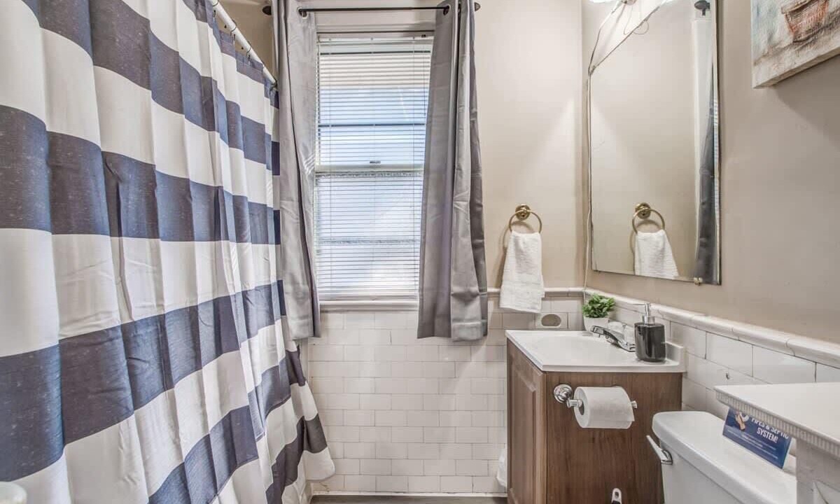 Photo of Bathroom in Evergreen