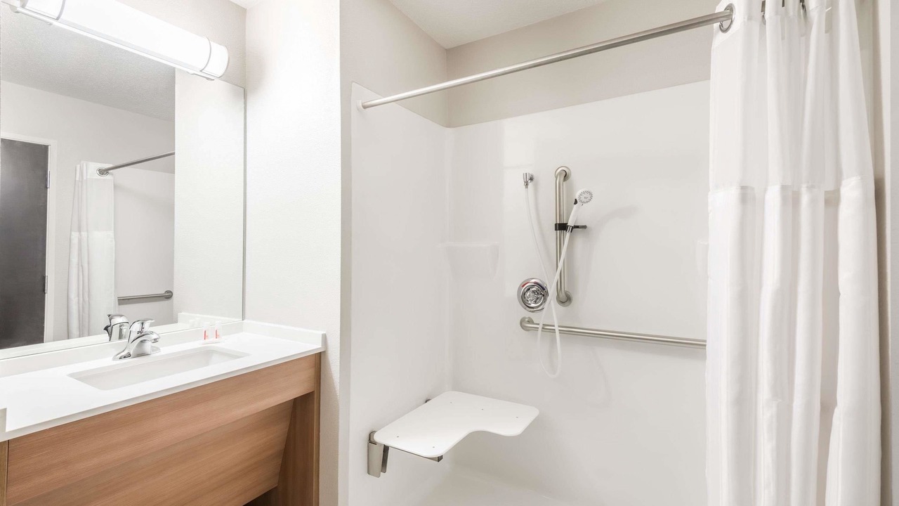 Photo of Bathroom in Beaver Falls