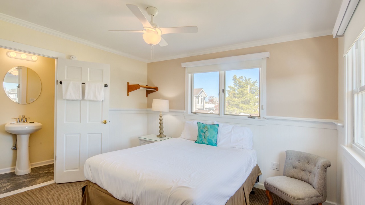 Photo of Bedroom in Stone Harbor