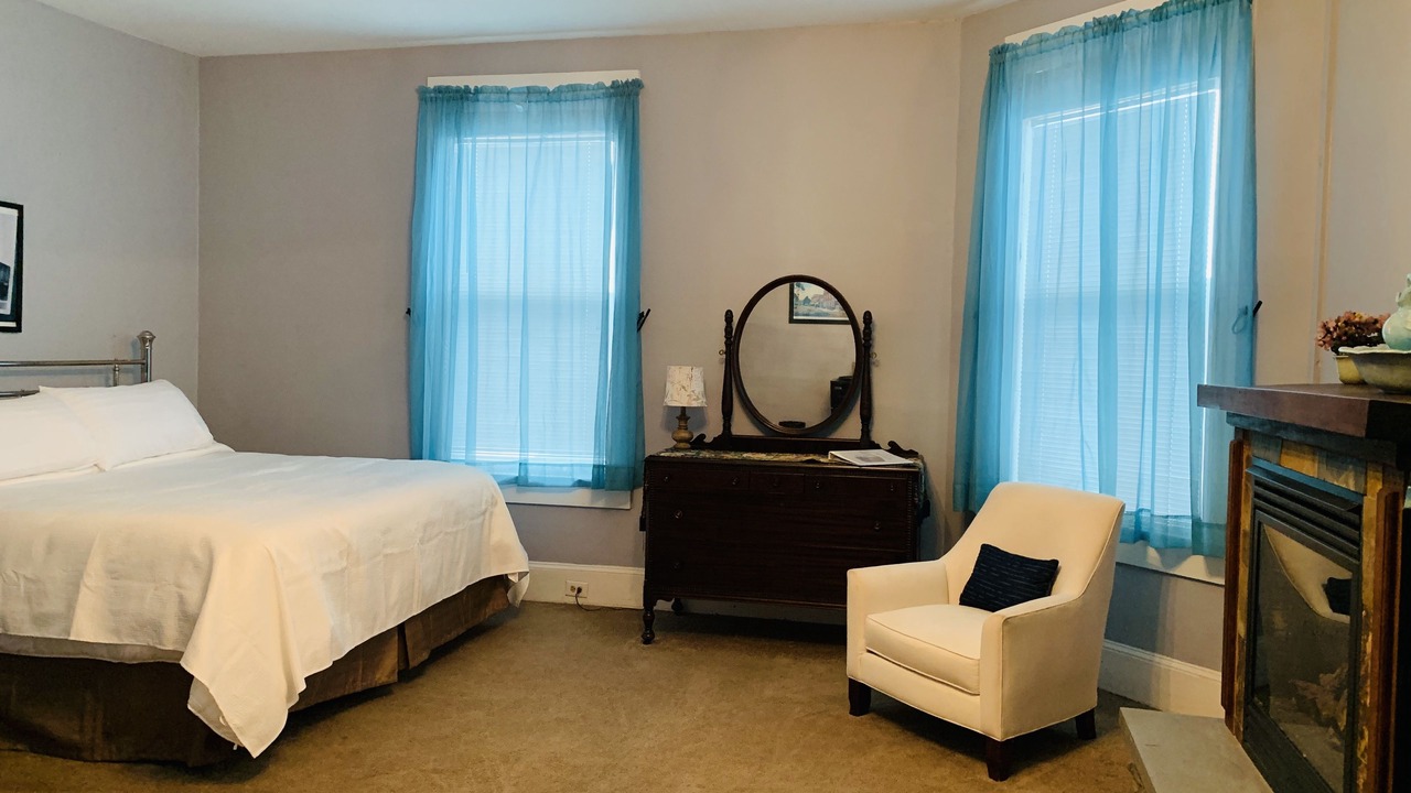 Photo of Bedroom in White Mills