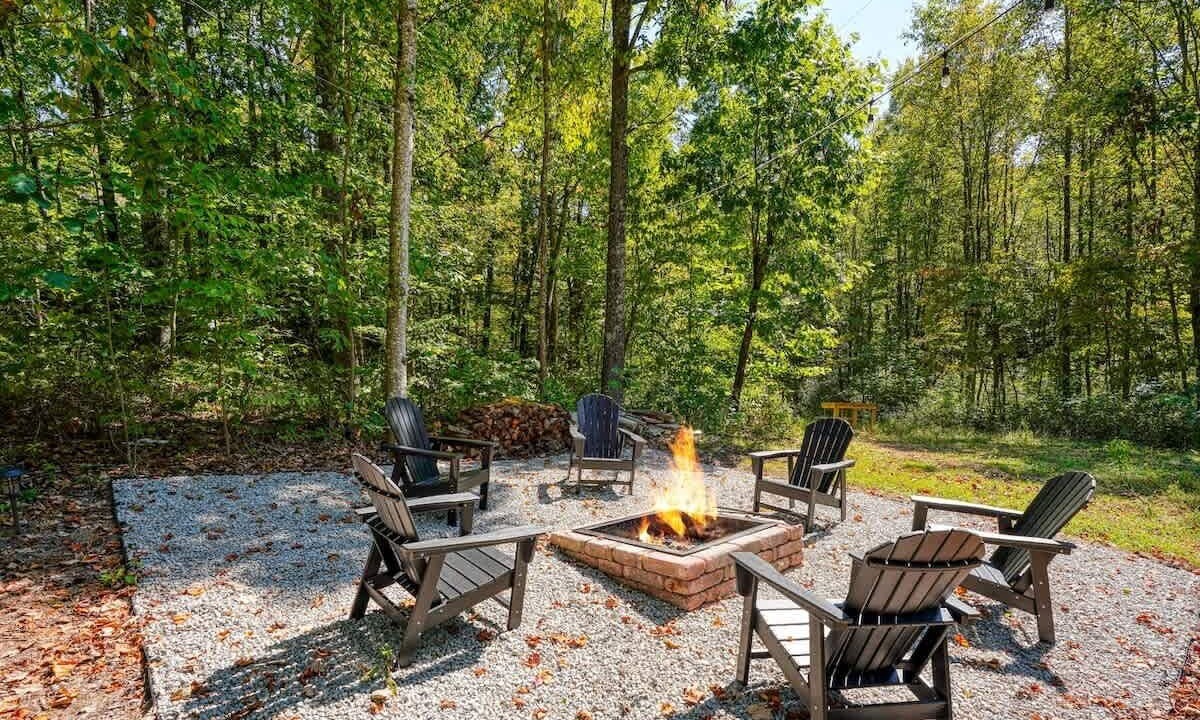 Photo of Outdoor in Nelsonville