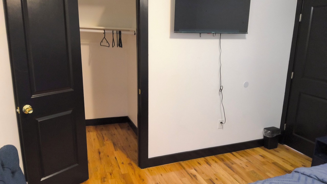 Photo of Bedroom in Weequahic