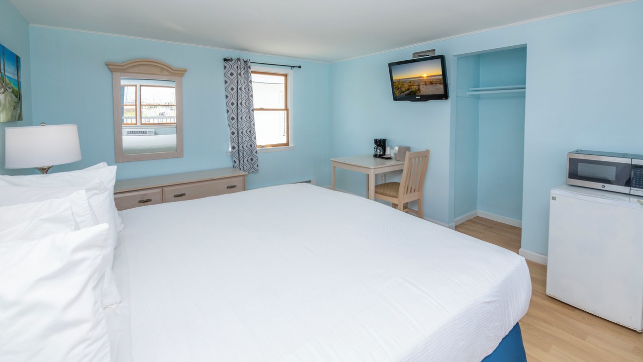 Photo of Bedroom in Ship Bottom