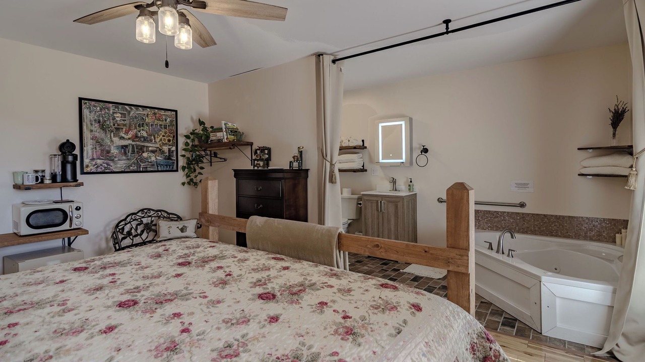 Photo of Bedroom in Whitley City