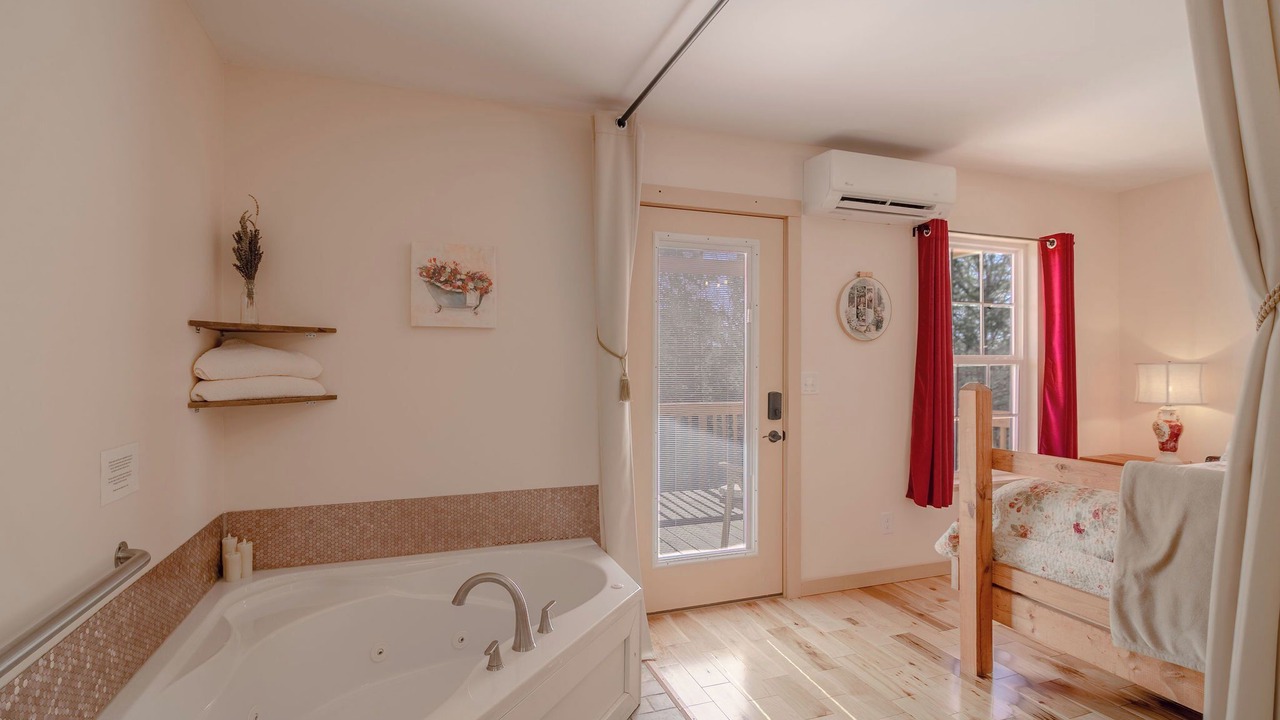 Photo of Bedroom in Whitley City
