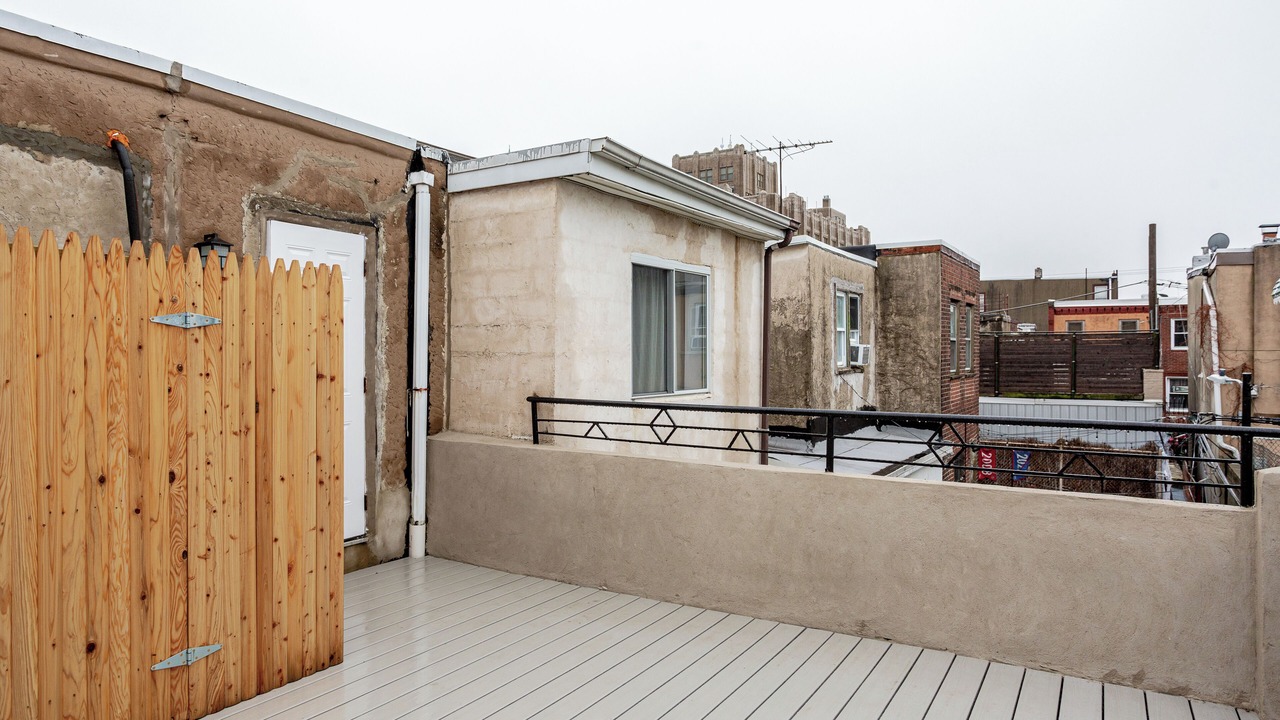 Photo of Patio Balcony in East Passyunk Crossing