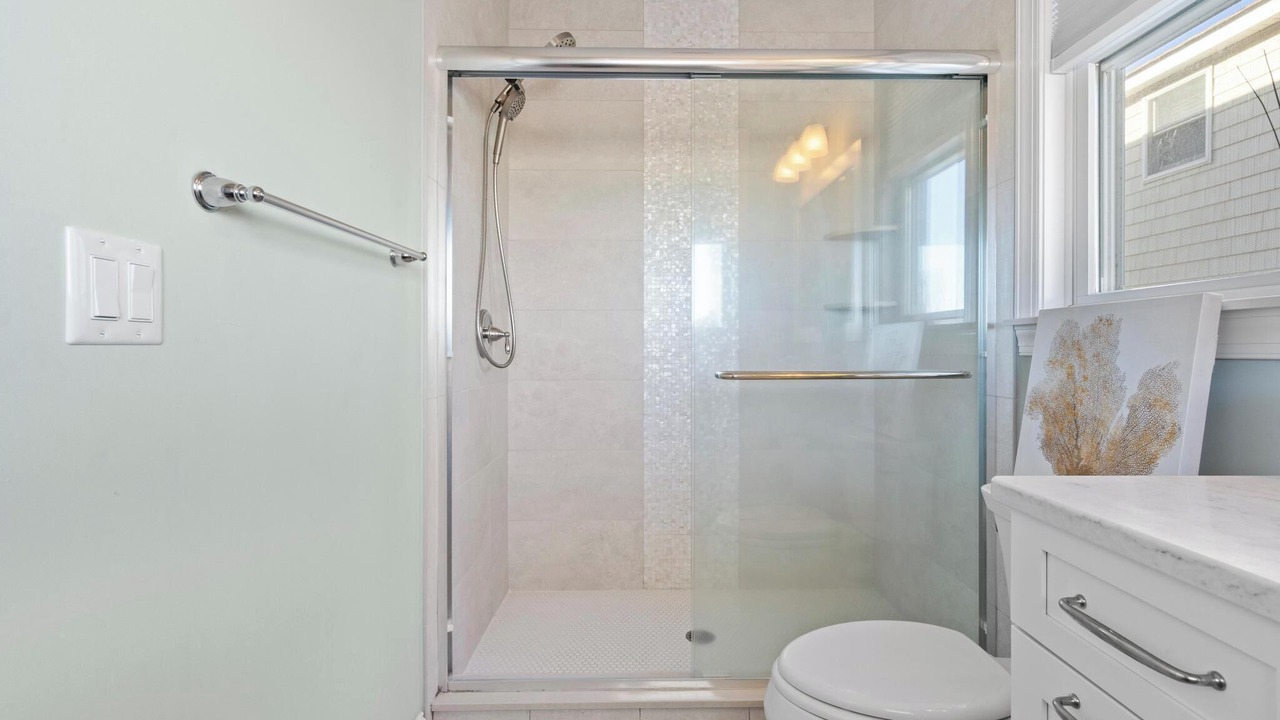 Photo of Bathroom in South Beach Haven