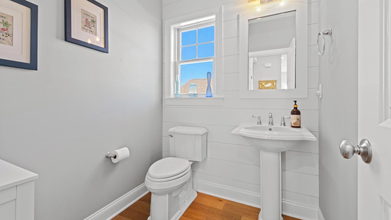 Photo of Bathroom in South Beach Haven