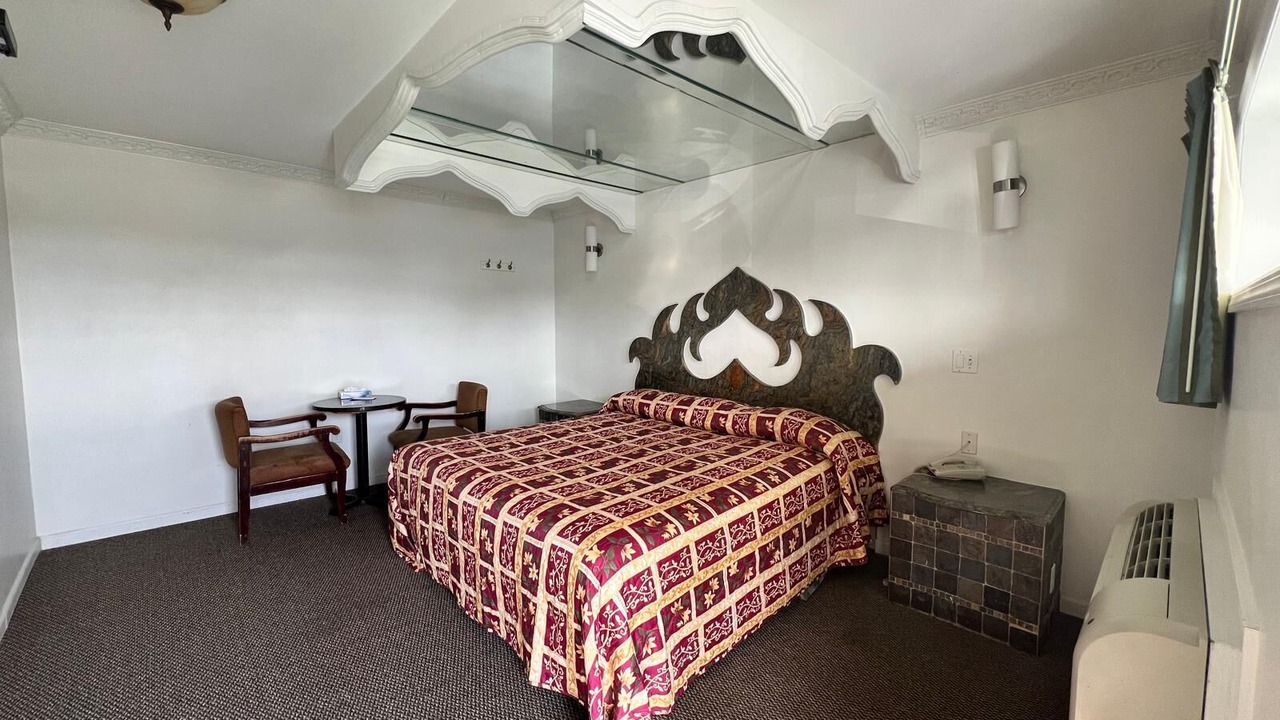Photo of Bedroom in Lyndhurst