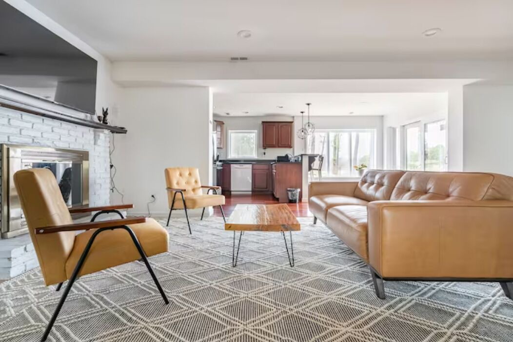 Photo of Livingroom in Marlton