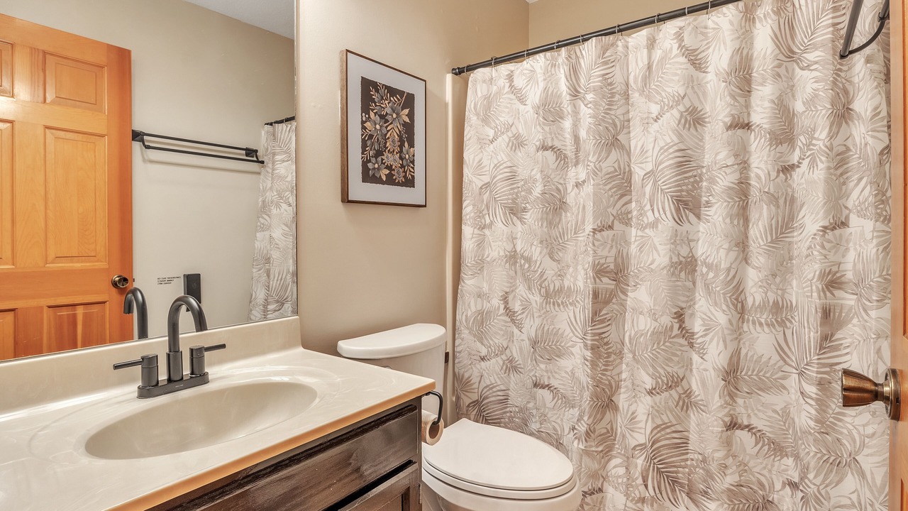 Photo of Bathroom in La Follette