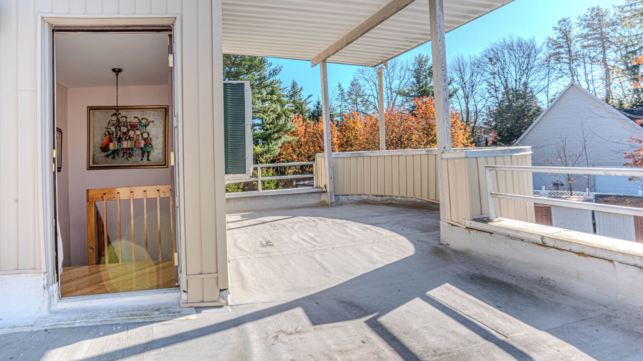 Photo of Patio Balcony in White Lake