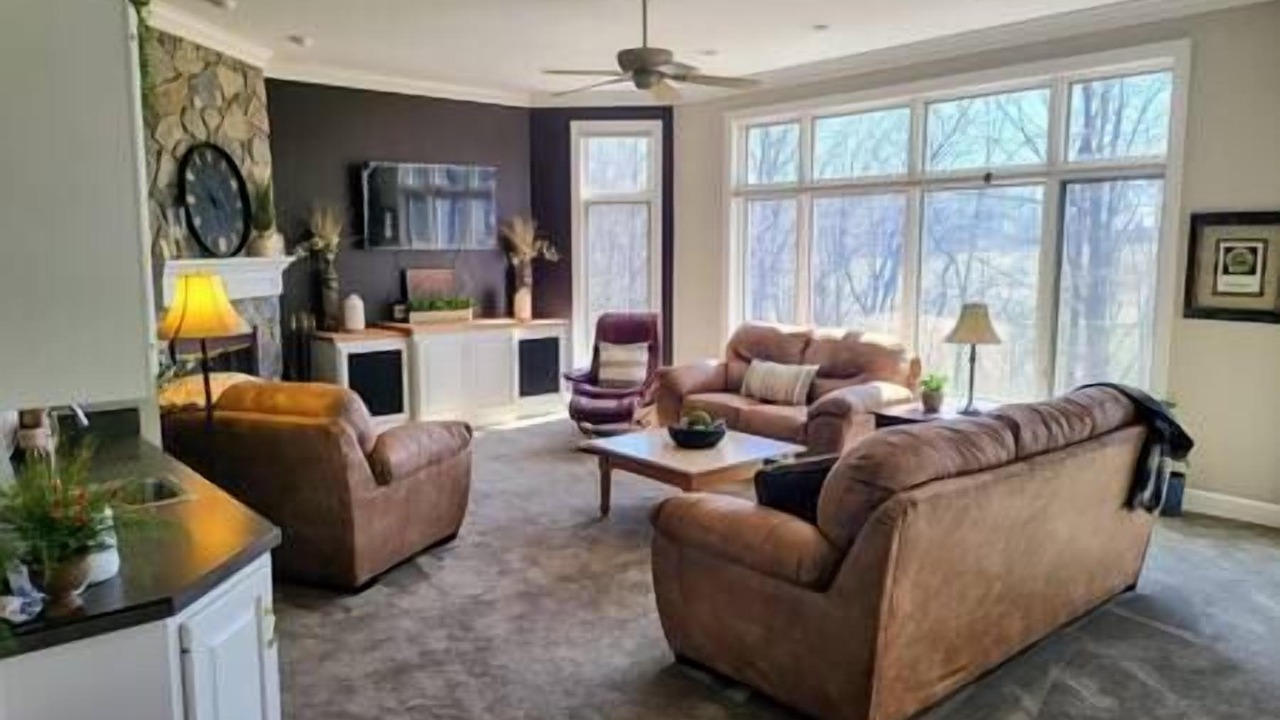 Photo of Livingroom in Bryan