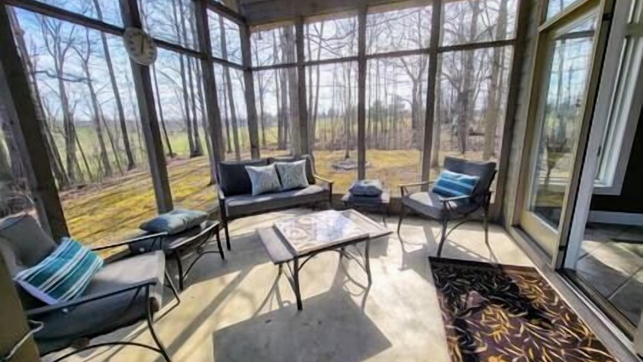 Photo of Livingroom in Bryan