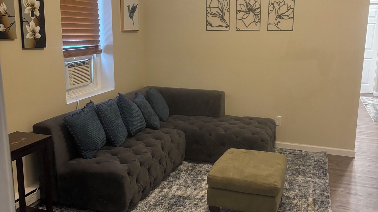 Photo of Livingroom in South Side