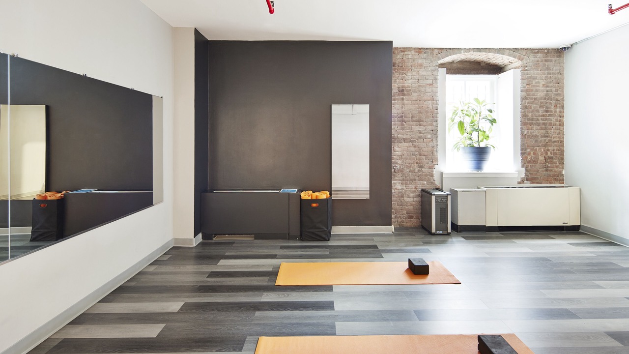 Photo of Livingroom in Manhattan Valley