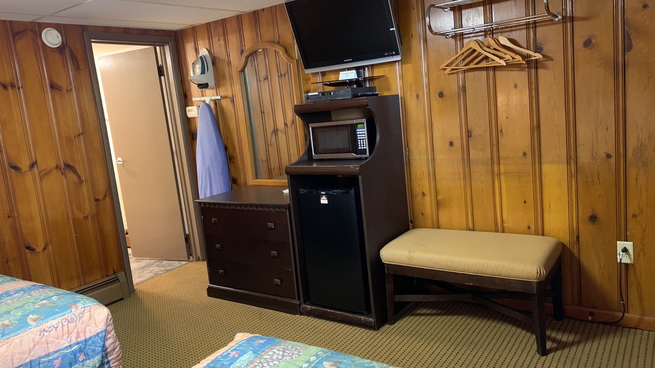 Photo of Bedroom in Rostraver