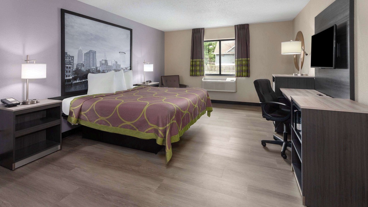 Photo of Bedroom in Akron