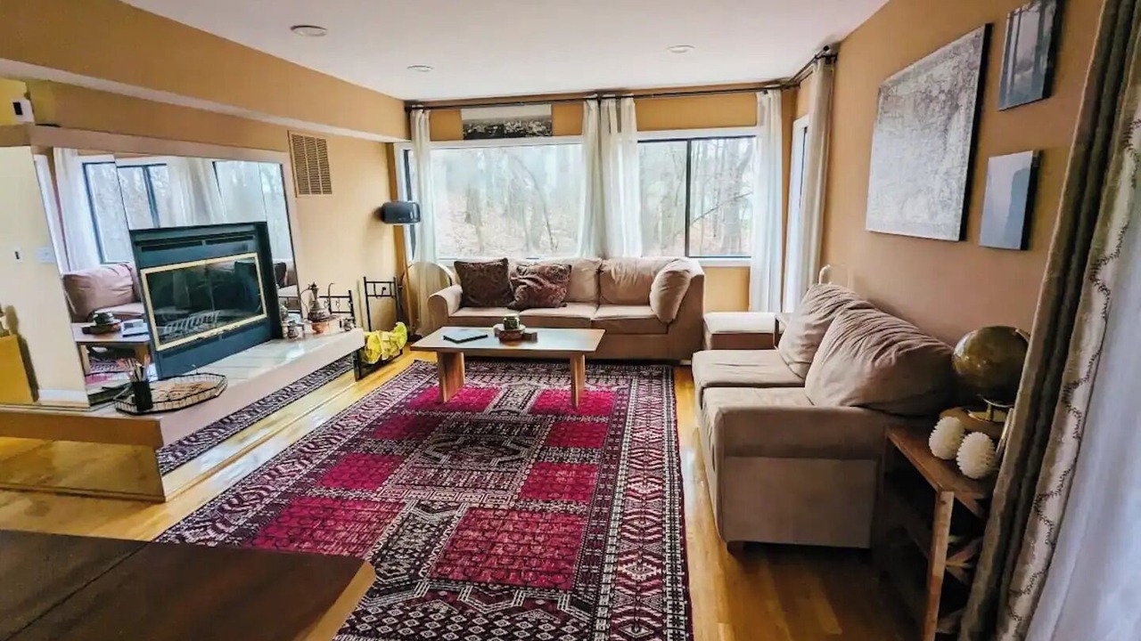 Photo of Livingroom in Reisterstown