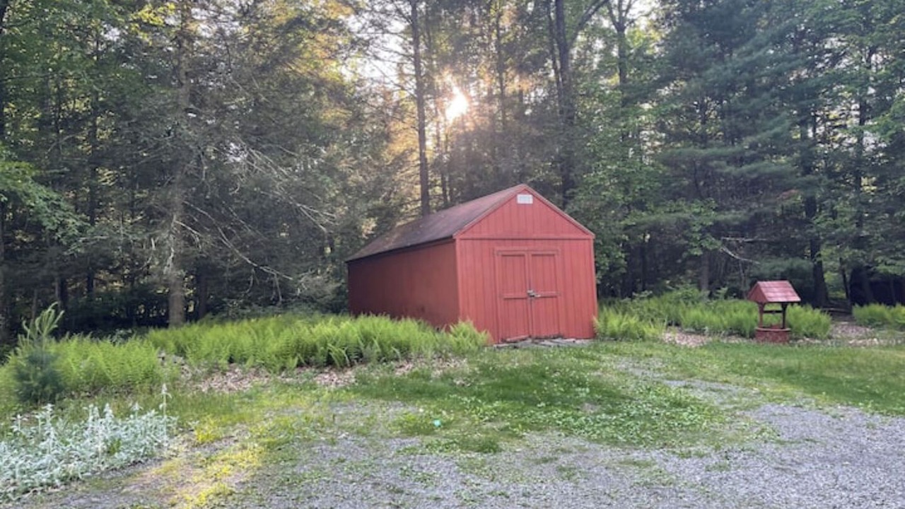 Photo of Outdoor in Fairmount Springs
