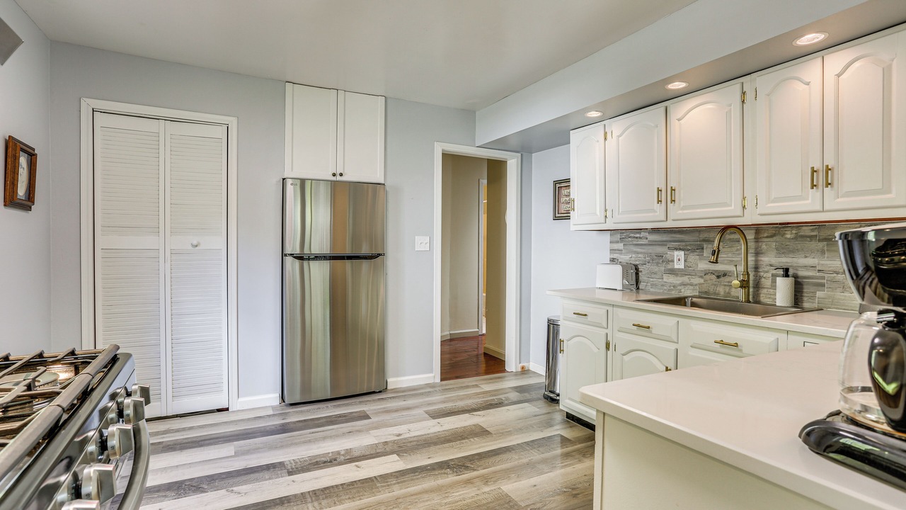 Photo of Kitchen in Town of Lumberland