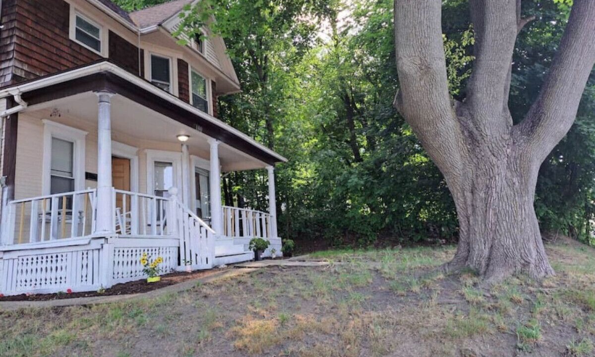 Photo of Outdoor in Akron