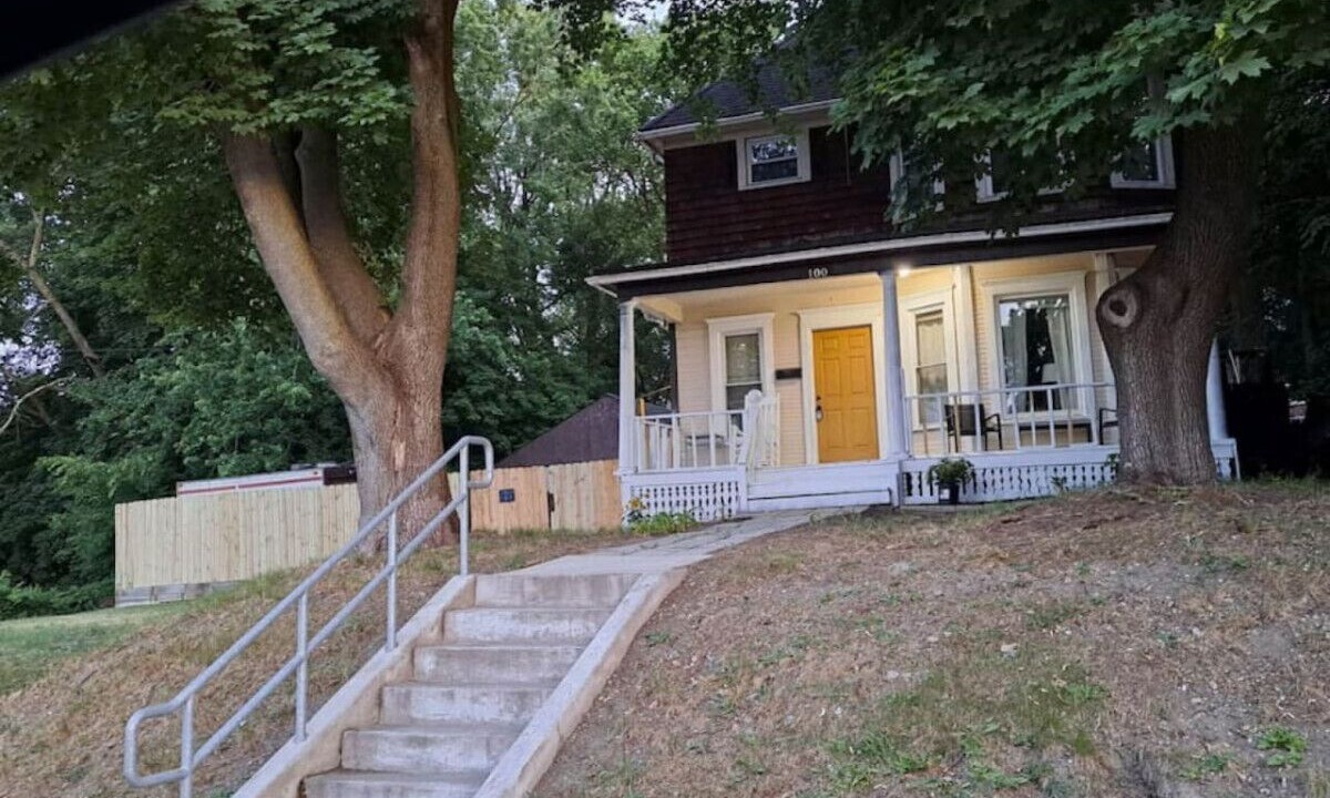 Photo of Outdoor in Akron