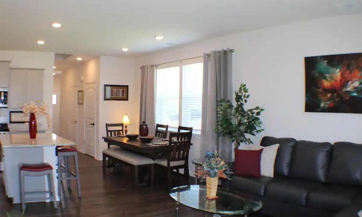 Photo of Livingroom in Millville