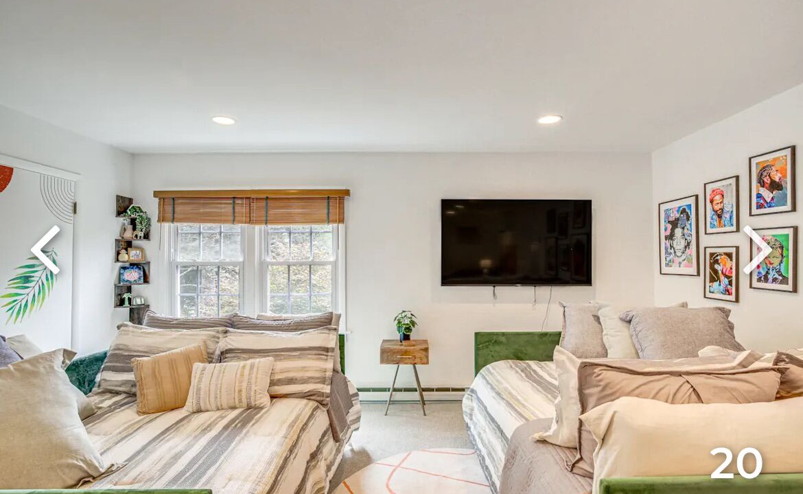 Photo of Livingroom in Holmes
