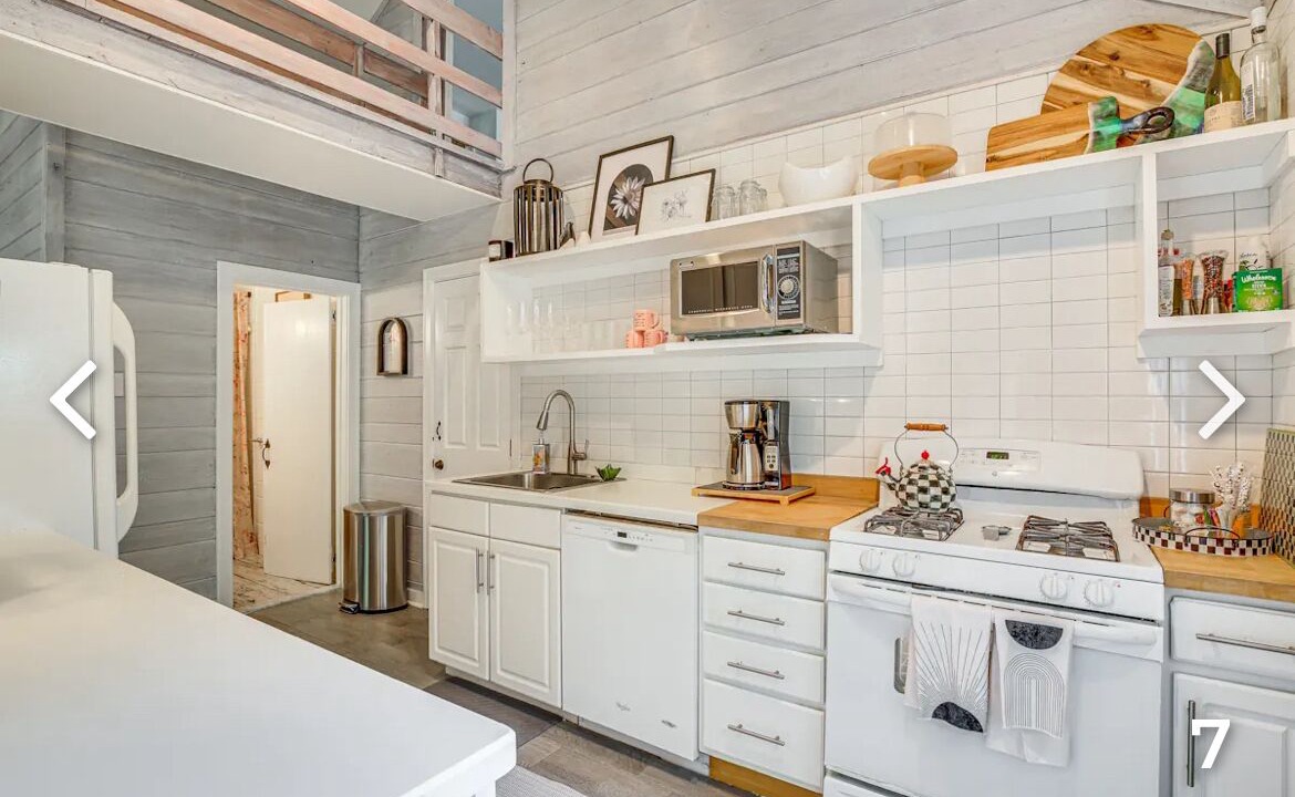 Photo of Kitchen in Holmes