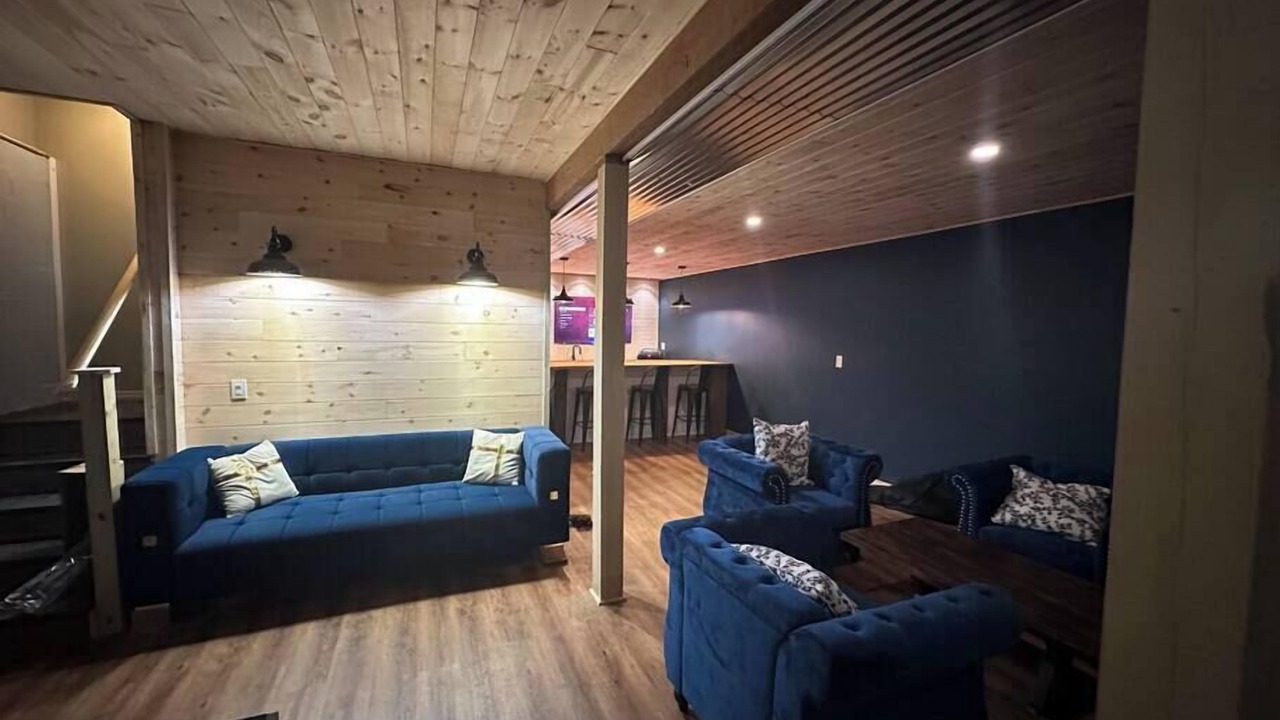 Photo of Livingroom in Long Pond