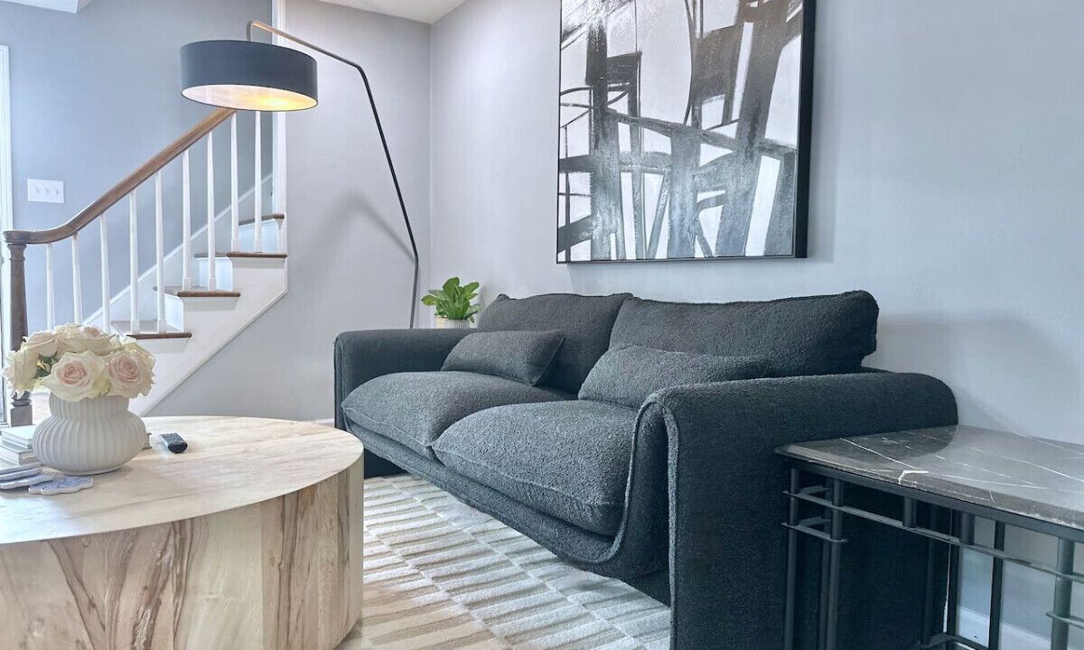 Photo of Livingroom in Mount Lebanon