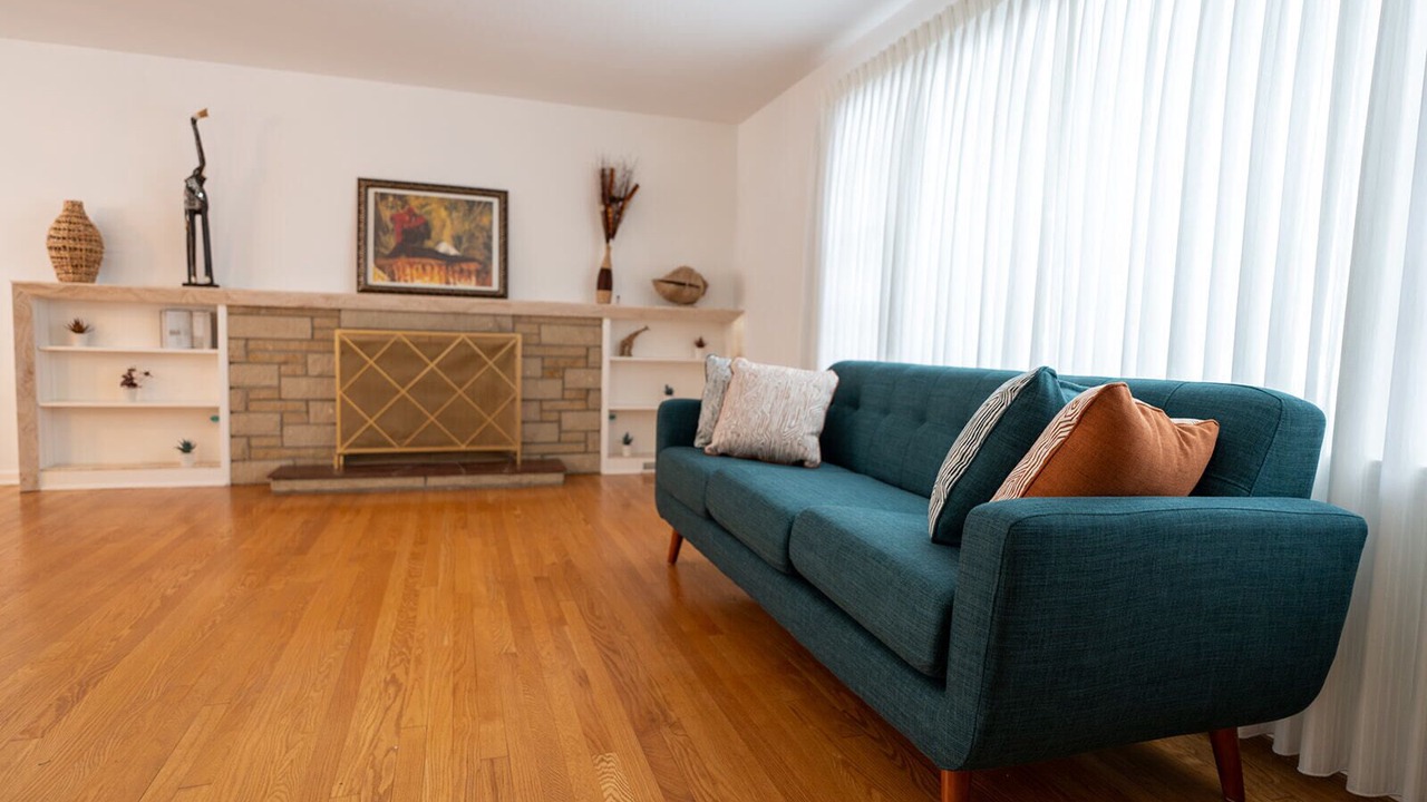 Photo of Livingroom in Erie