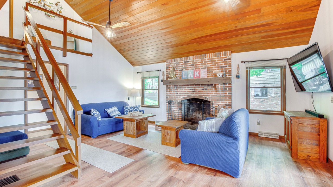 Photo of Livingroom in Hanoverton