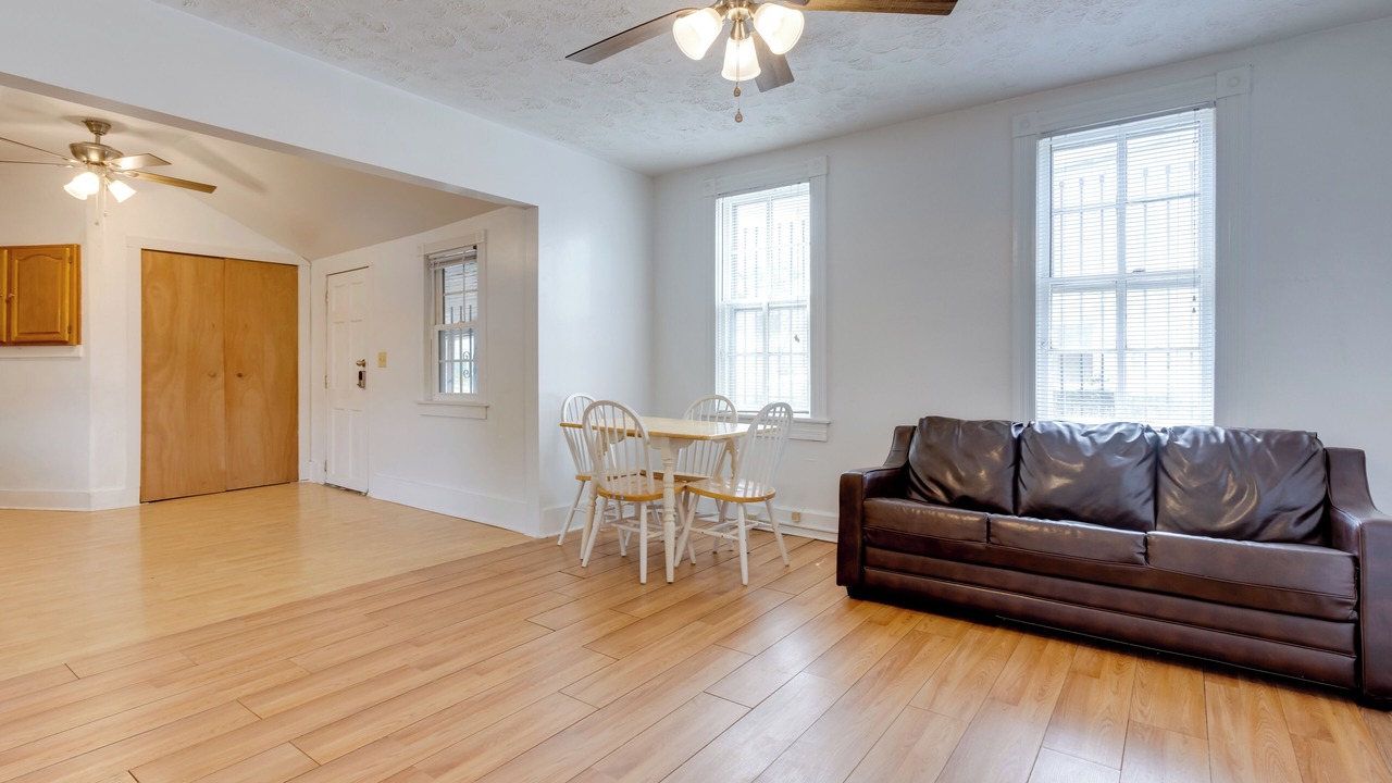Photo of Livingroom in Cumberland