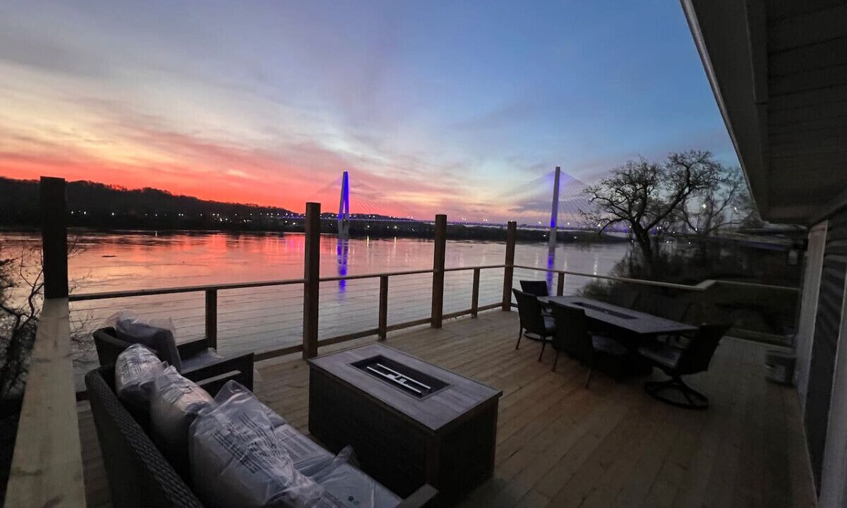 Photo of Outdoor in Russell