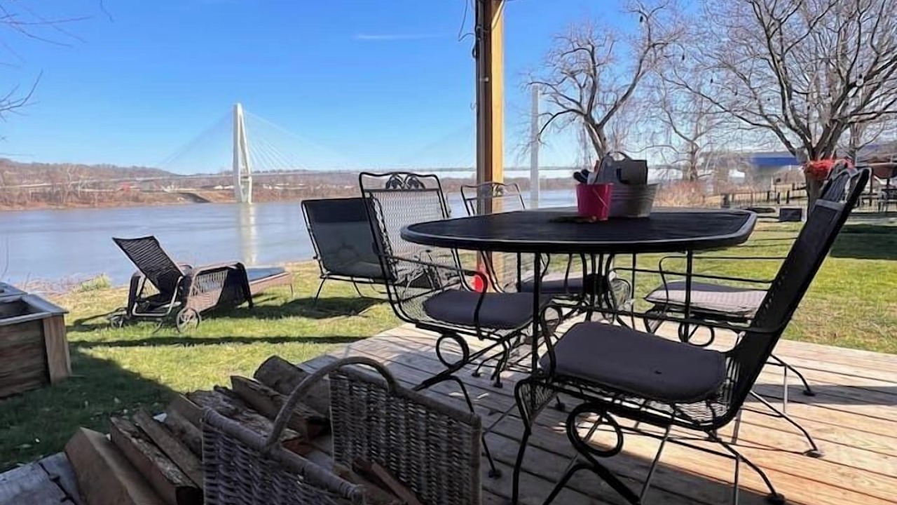 Photo of Patio Balcony in Russell