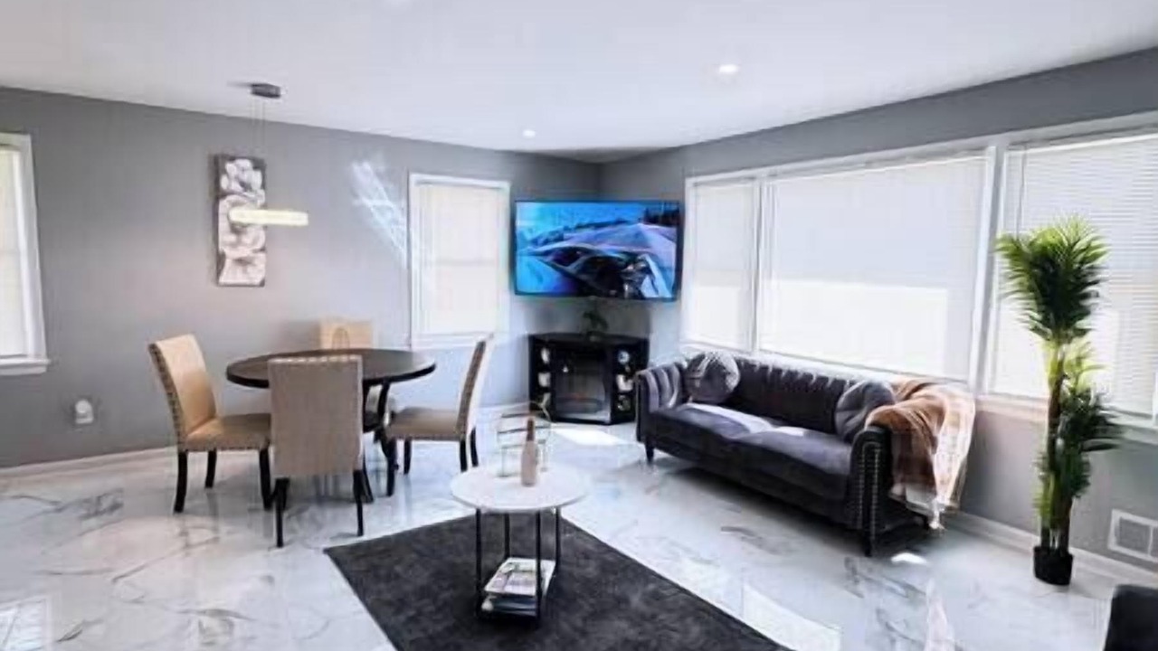 Photo of Livingroom in Landover