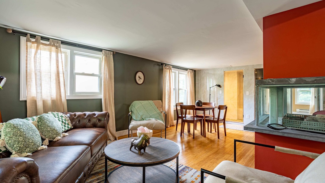 Photo of Livingroom in Effort