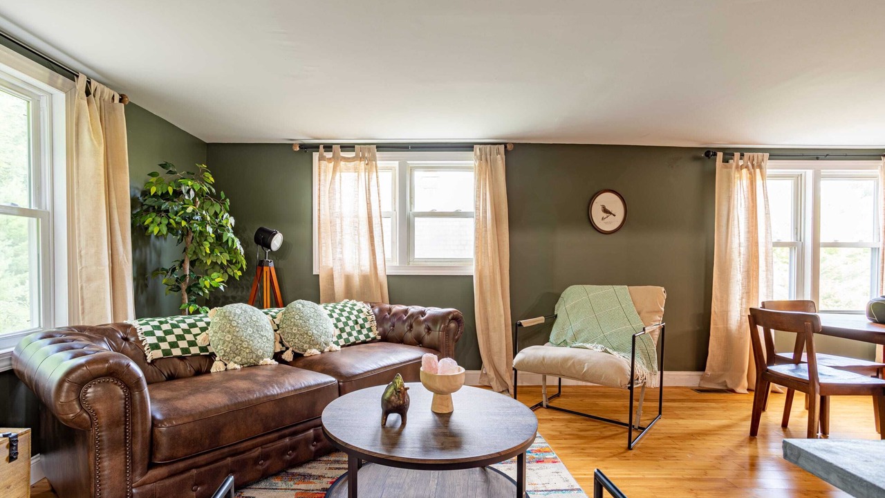 Photo of Livingroom in Effort