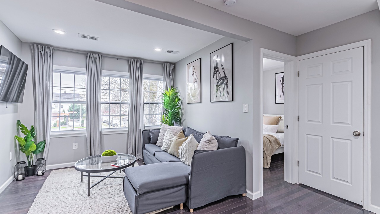 Photo of Livingroom in Scotch Plains