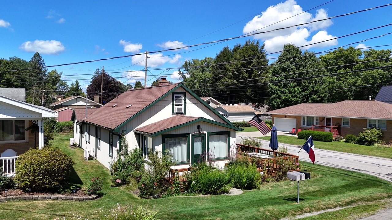 Photo of Outdoor in Edinboro