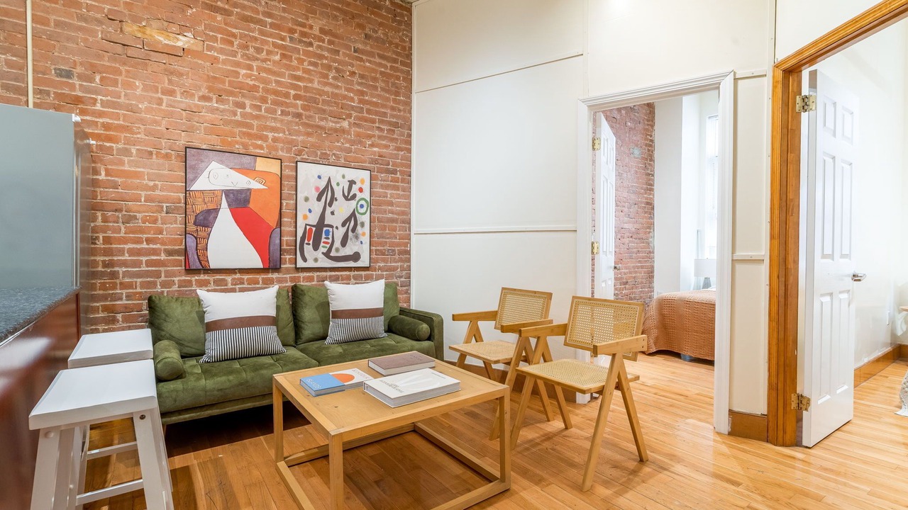 Photo of Livingroom in Rose Hill