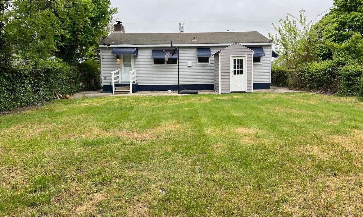 Photo of Outdoor in Pleasantville