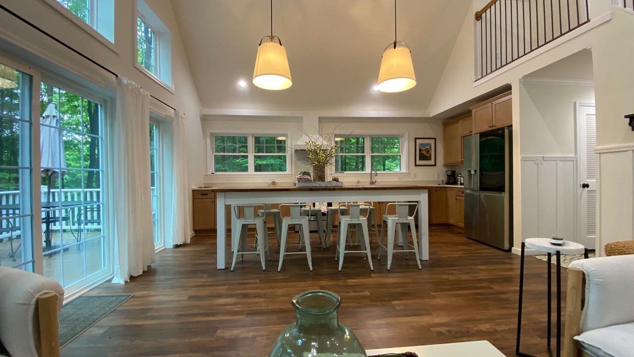 Photo of Livingroom in Treasure Lake